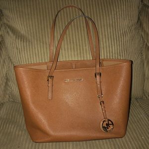 ⛔️SOLD⛔️Michael Kors bag